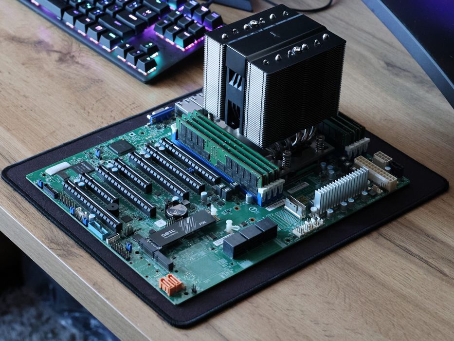 Фото б/у сервера Supermicro H12SSL-i в сборе с памятью и процом, Шымкент, Абайский район